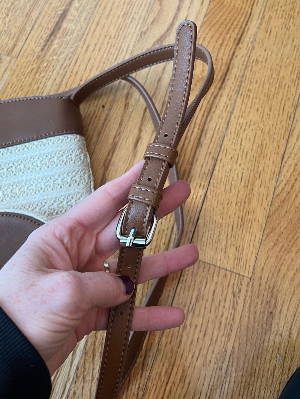 Source Unknown Cream Woven Shoulder Bag with Brown Trim Casual Quiet Luxury - Picture 3 of 4